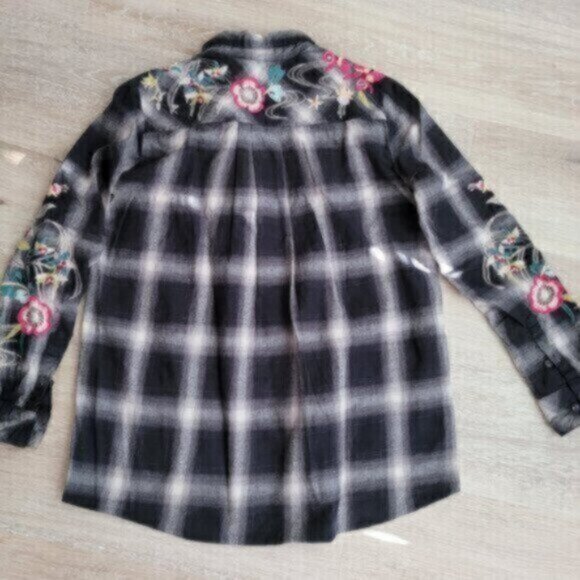 Johnny Was Lani Painters Smock Shirt - Picture 2 of 7